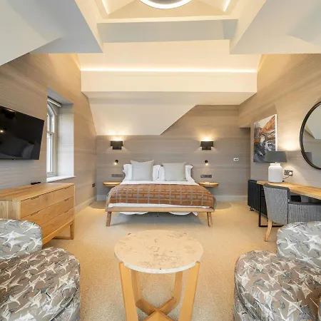 The Big House At The Heaning Estate 펜션 *